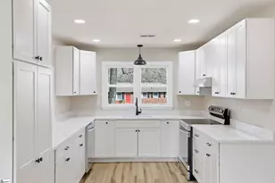 1022 Hickory Ln, Anderson, SC 29624 - Photo 11