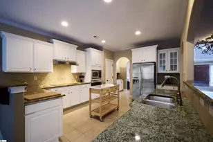 120 Haddington Ln, Greenville, SC 29609 - Photo 7