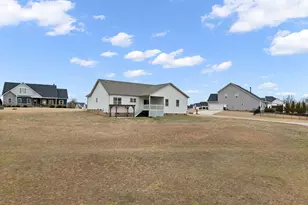 702 Cheyanne Ct, Greer, SC 29651 - Photo 5