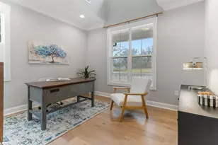 230 E Darby Rd, Taylors, SC 29687 - Photo 17