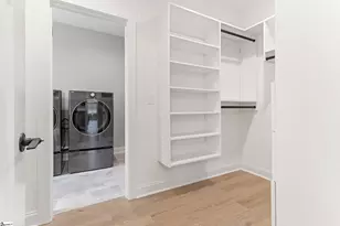 230 E Darby Rd, Taylors, SC 29687 - Photo 27