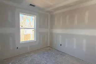 210 Ivydale Dr, Greenville, SC 29609 - Photo 7