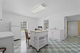 421 E Church Rd, Easley, SC 29642 - Photo 41