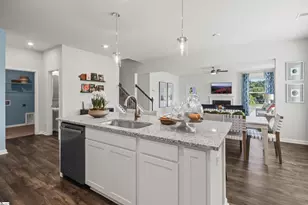 607 Torgerson Wy, Simpsonville, SC 29680 - Photo 5