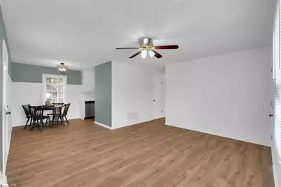 701 Ikes Road, Taylors, SC 29687 - Photo 5