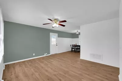 701 Ikes Road, Taylors, SC 29687 - Photo 3