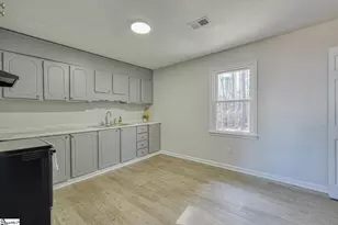 713 Idlewood Cir, Spartanburg, SC 29307 - Photo 3