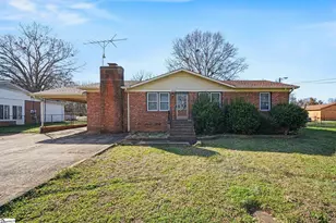 2014 Center St, Spartanburg, SC 29303 - Photo 1