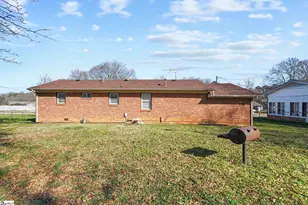 2014 Center St, Spartanburg, SC 29303 - Photo 13