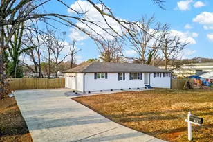 36 Sherman Ln, Greenville, SC 29605 - Photo 1