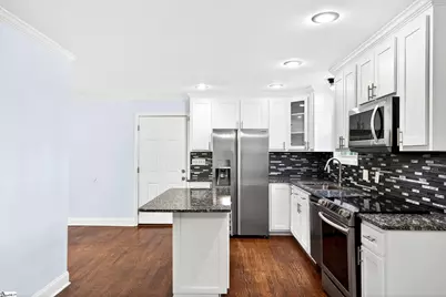 36 Sherman Lane, Greenville, SC 29605 - Photo 13