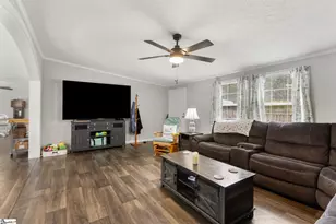 7709 Neely Ferry Rd, Laurens, SC 29360 - Photo 9