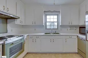 2 Tazewell Dr, Greenville, SC 29617 - Photo 13