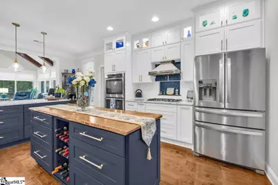 202 N Links Crossing, Ninety Six, SC 29666 - Photo 13