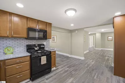 107 Boyd Avenue, Simpsonville, SC 29681 - Photo 11