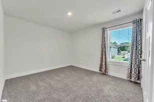 328 Roderick Ln, Greenville, SC 29605 - Photo 17