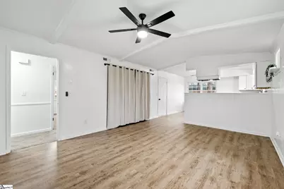 407 Dogwood Lane Extension, Travelers Rest, SC 29690 - Photo 7