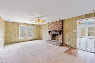 36 Glen Springs Rd, Travelers Rest, SC 29690 - Photo 13