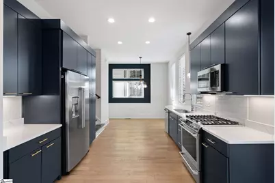 121 W Stone Avenue #7, Greenville, SC 29609 - Photo 9