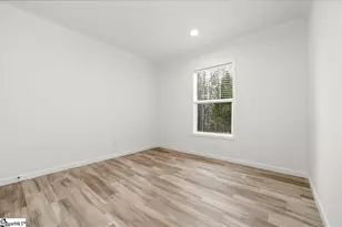 295 N Davis Dr, Fair Play, SC 29643 - Photo 23