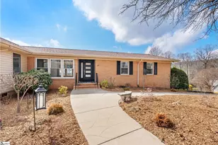 219 Fairview Dr, Greenville, SC 29609 - Photo 3