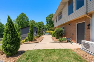 219 Fairview Dr, Greenville, SC 29609 - Photo 39