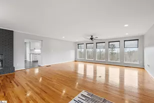 219 Fairview Dr, Greenville, SC 29609 - Photo 9