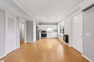 219 Fairview Dr, Greenville, SC 29609 - Photo 37