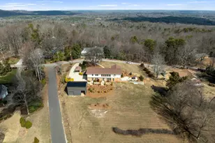 219 Fairview Dr, Greenville, SC 29609 - Photo 45