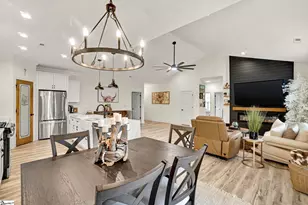 110 Baker Ct, Easley, SC 29640 - Photo 17