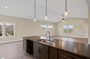 369 Scenic Ave, Campobello, SC 29322 - Photo 13