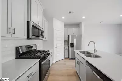 129 Kerwin Court, Greer, SC 29651 - Photo 5