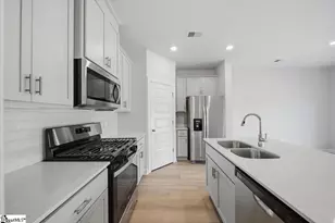 129 Kerwin Ct, Greer, SC 29651 - Photo 5