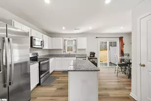 8 Tidworth Dr, Greer, SC 29651 - Photo 7