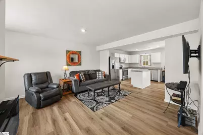 8 Tidworth Drive, Greer, SC 29651 - Photo 5