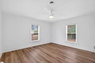 538 Kingston St, Spartanburg, SC 29303 - Photo 9