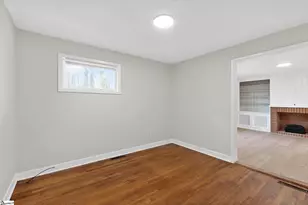 326 Merideth Cir, Spartanburg, SC 29306 - Photo 17