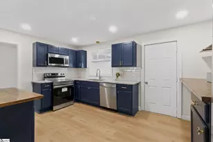 326 Merideth Cir, Spartanburg, SC 29306 - Photo 7