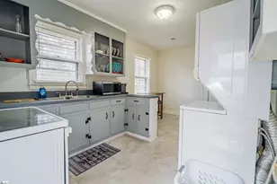 31 Pine Grove Ln, Greenville, SC 29617 - Photo 11