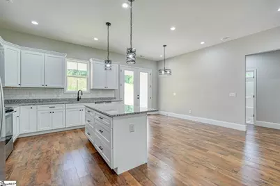 82 Old Schoolhouse Road, Spartanburg, SC 29307 - Photo 3