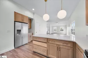 275 Ragan St, Campobello, SC 29322 - Photo 13