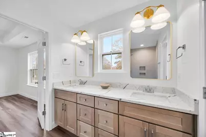 275 Ragan Street, Campobello, SC 29322 - Photo 17