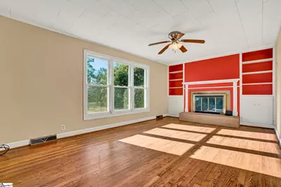 301 Dixon Street, Clinton, SC 29325 - Photo 9