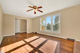 301 Dixon St, Clinton, SC 29325 - Photo 11
