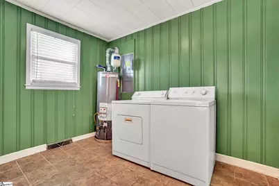 301 Dixon Street, Clinton, SC 29325 - Photo 19