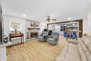 105 Shiloh Ln, Greenville, SC 29607 - Photo 7