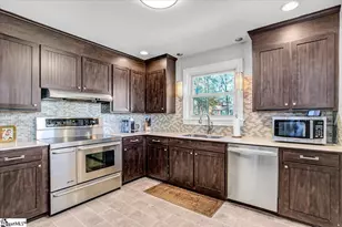 1734 E North St, Greenville, SC 29607 - Photo 5