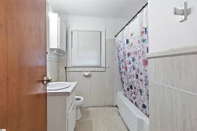 140 Simpson Avenue, Woodruff, SC 29388 - Photo 9