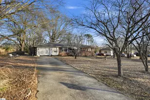 125 Foxhall Rd, Spartanburg, SC 29306 - Photo 3