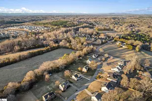 106 Hornbuckle Dr, Easley, SC 29642 - Photo 37